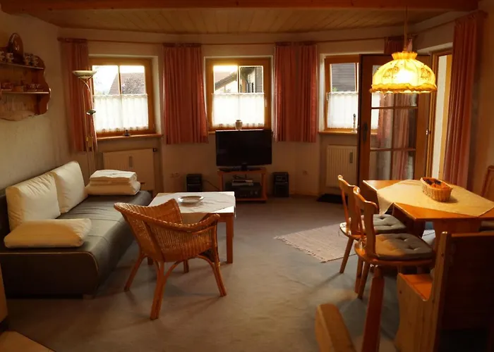 Haus Haidweg - Ferienwohnungen in Haidmühle im Dreiländereck DE-CZ-AT