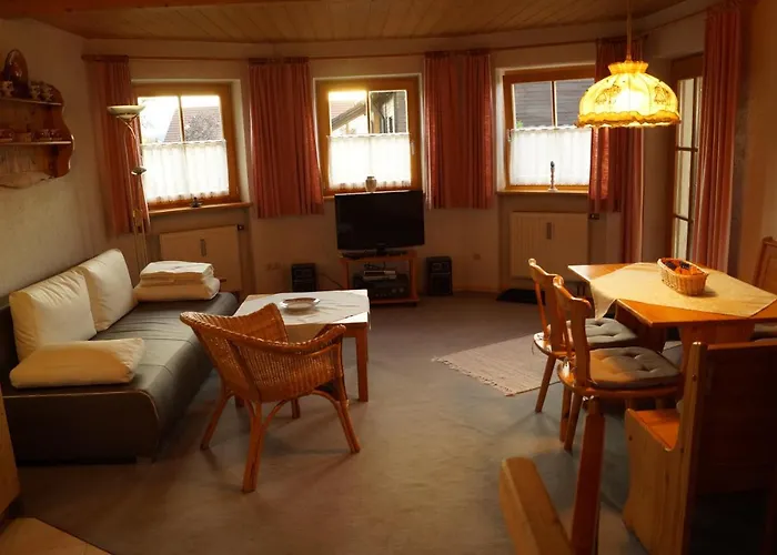 Haus Haidweg - Ferienwohnungen in Haidmühle im Dreiländereck DE-CZ-AT